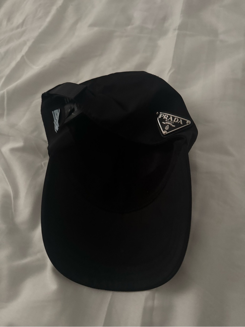 Prada cap - Picture 4 of 6